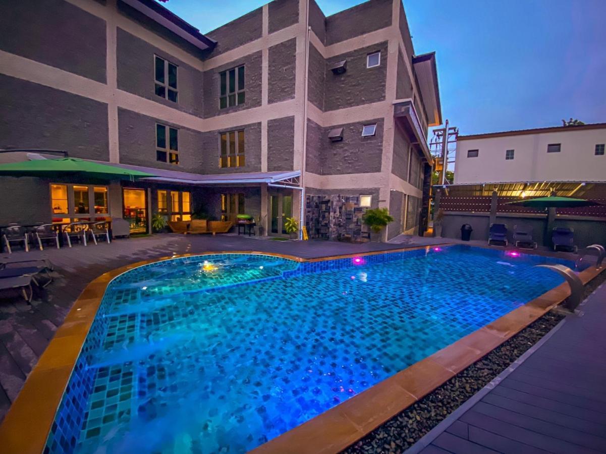 Cha Li'S Family Hotel&Hostel Пай Екстериор снимка
